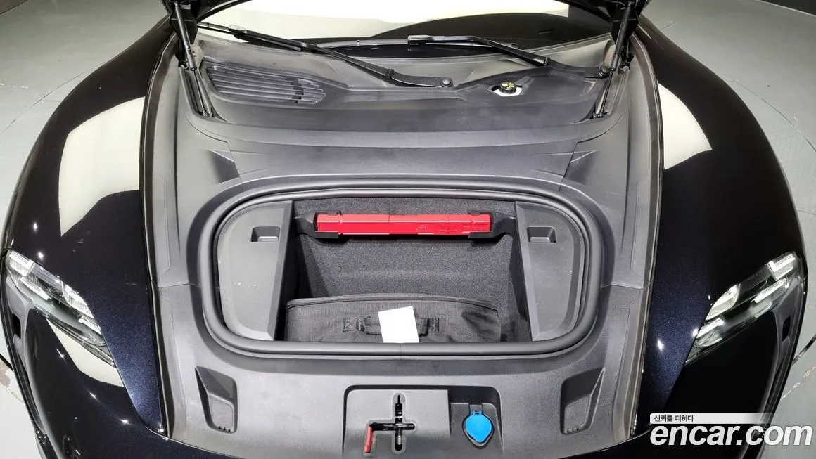 Porsche Taycan 2022 из KR, фото 6