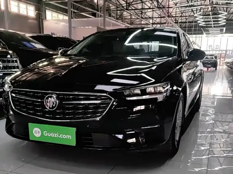 Buick Regal — фото 1