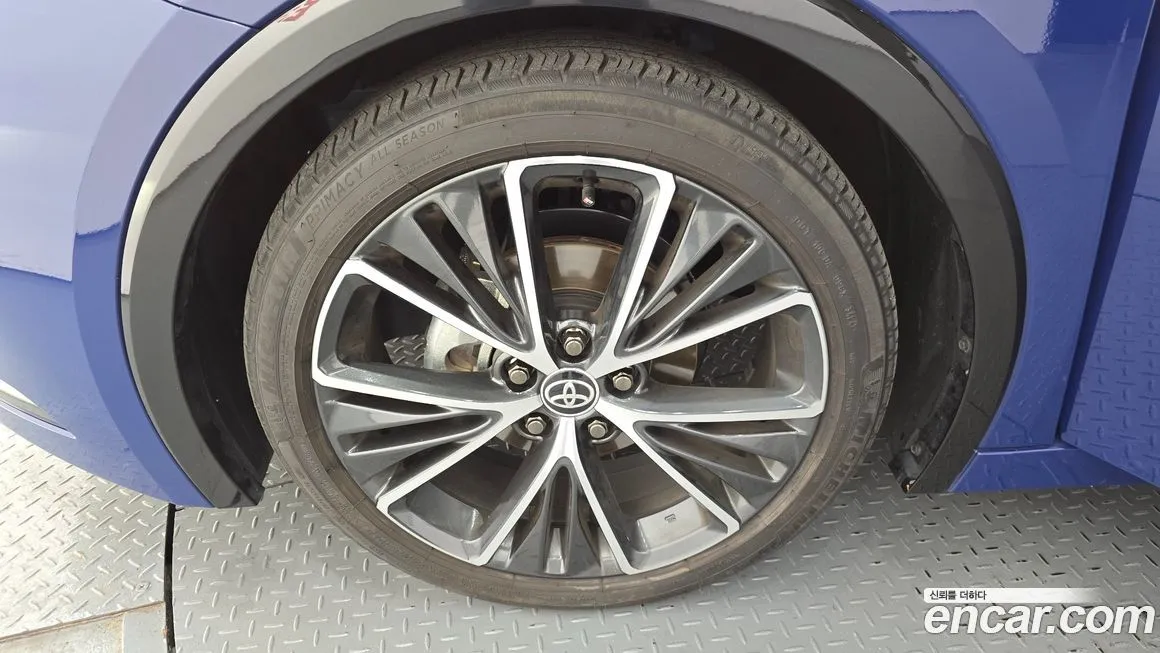 Toyota Prius 2024 из KR, фото 5