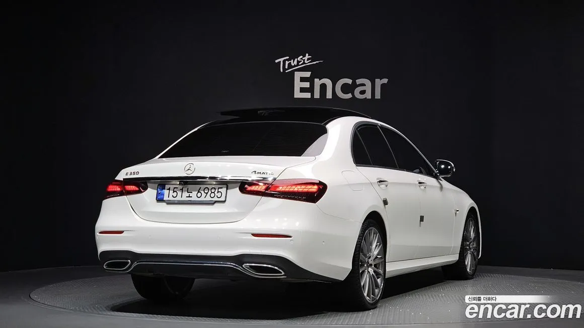 Mercedes-Benz E-Class 2021 из KR, фото 2