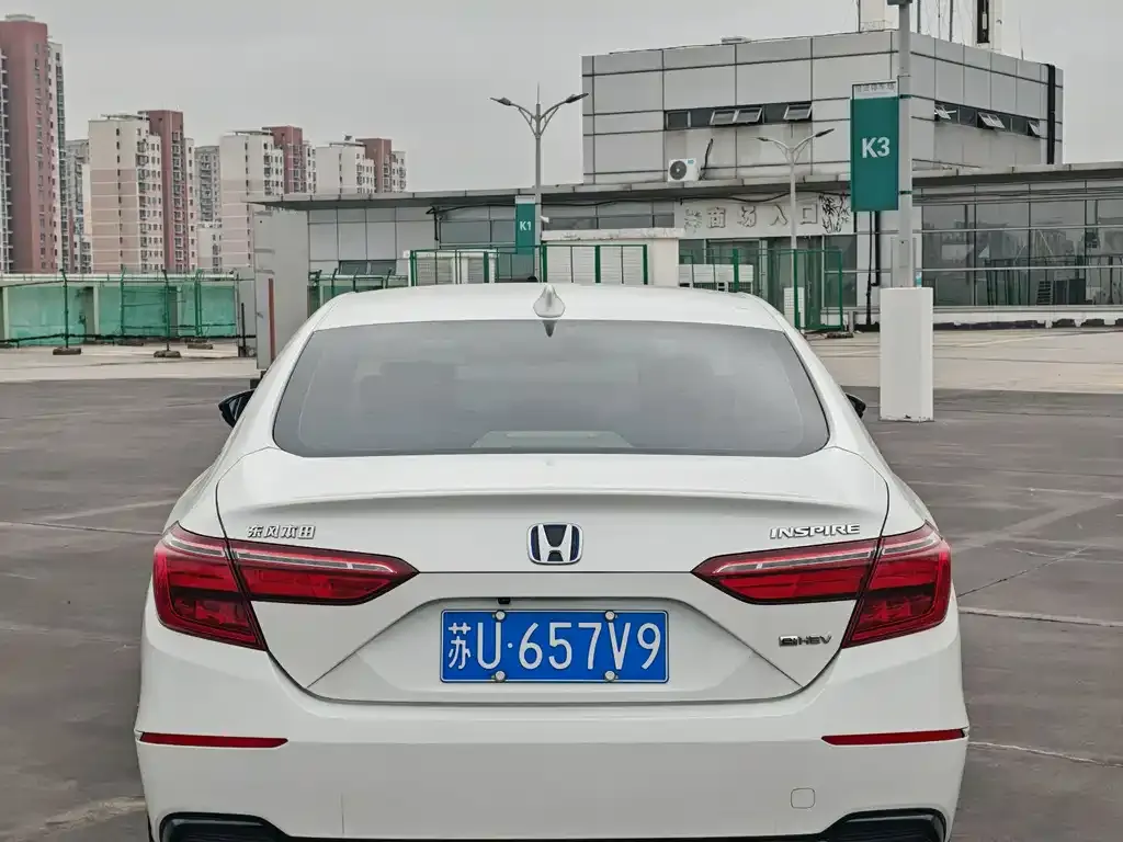 Honda Inspire — фото 6