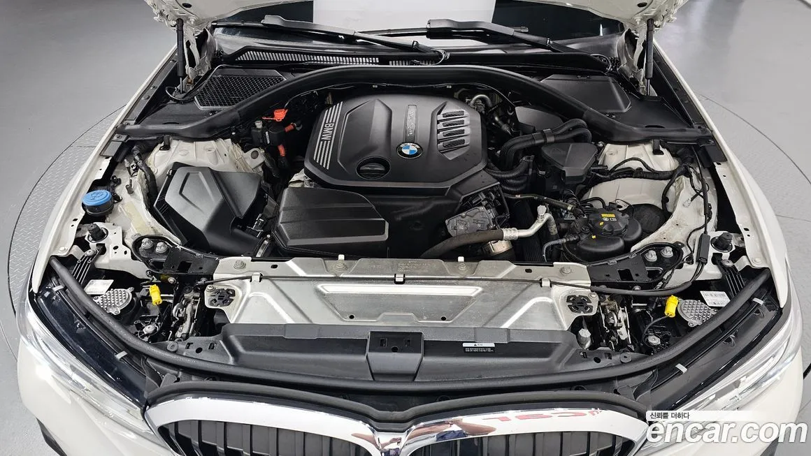 BMW 3-Series 2021 из KR, фото 6
