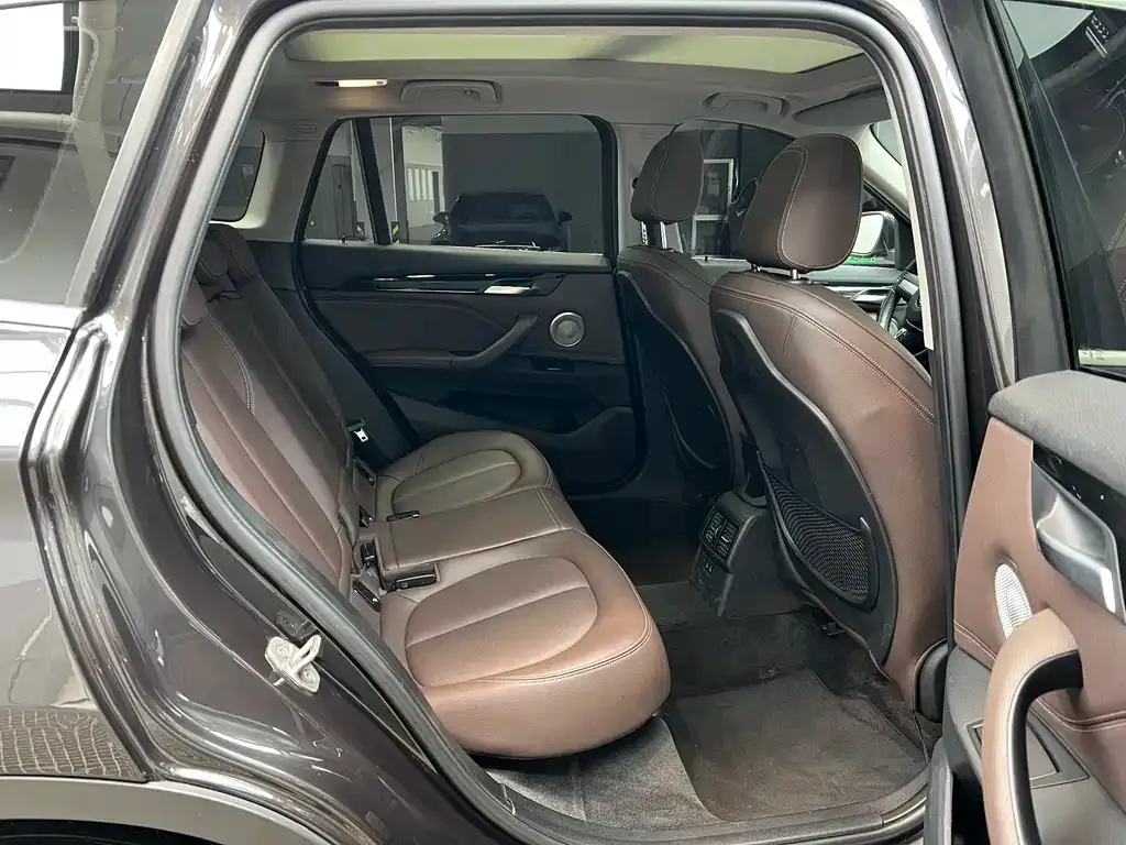BMW X1 2022 из CN, фото 6