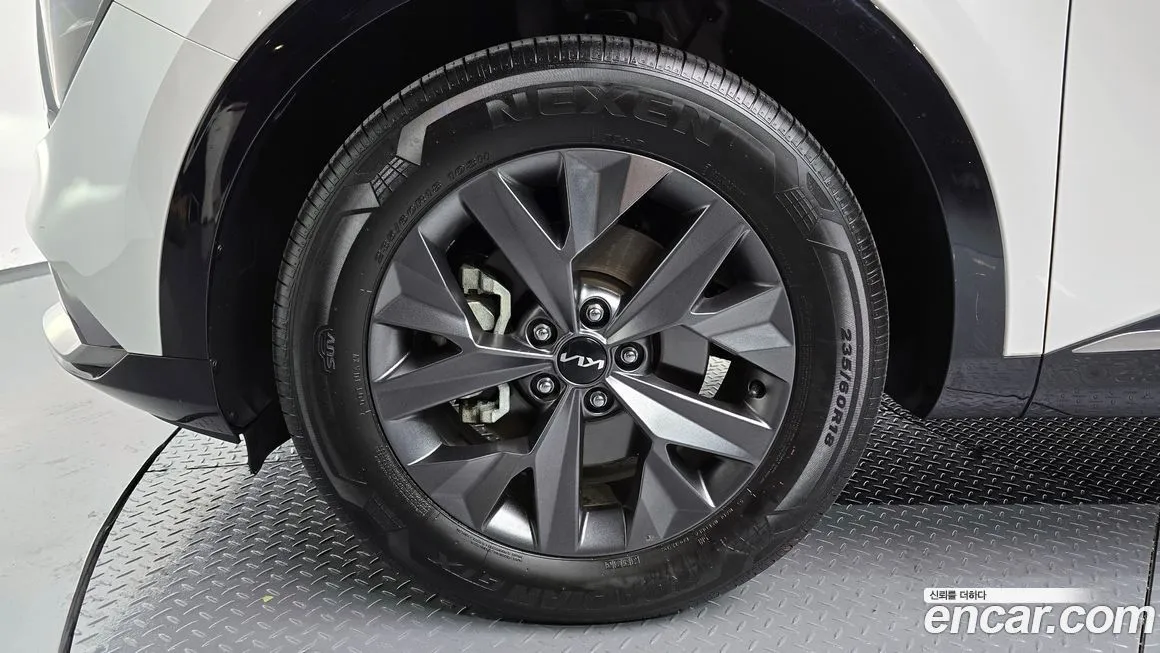 Kia Sportage — фото 5