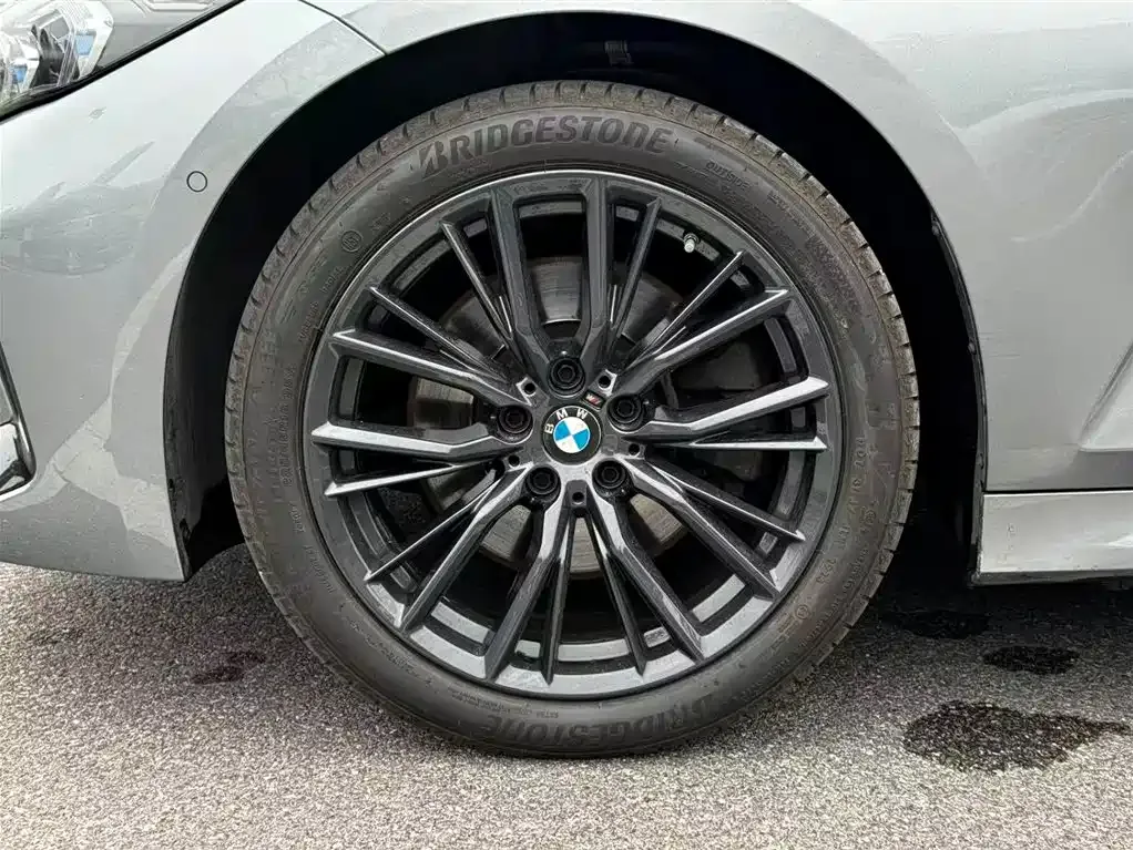 BMW 3 Series 2023 из CN, фото 8