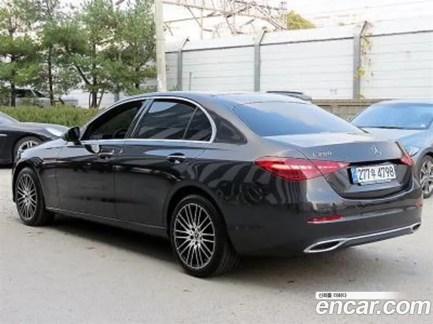 Mercedes-Benz C-Class 2025 из KR, фото 3
