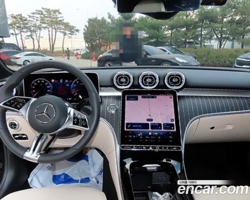 Mercedes-Benz C-Class 2025 из KR, фото 9
