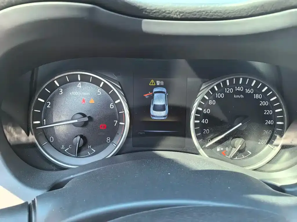 Infiniti Q50L 2022 из CN, фото 6