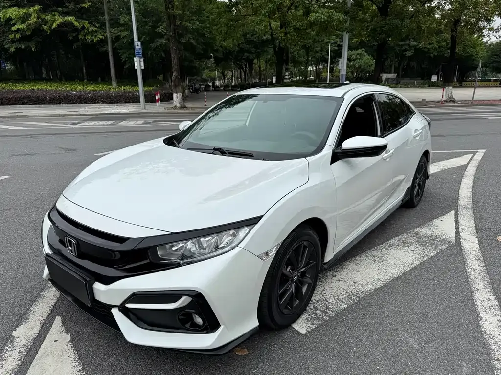Honda Civic — фото 1