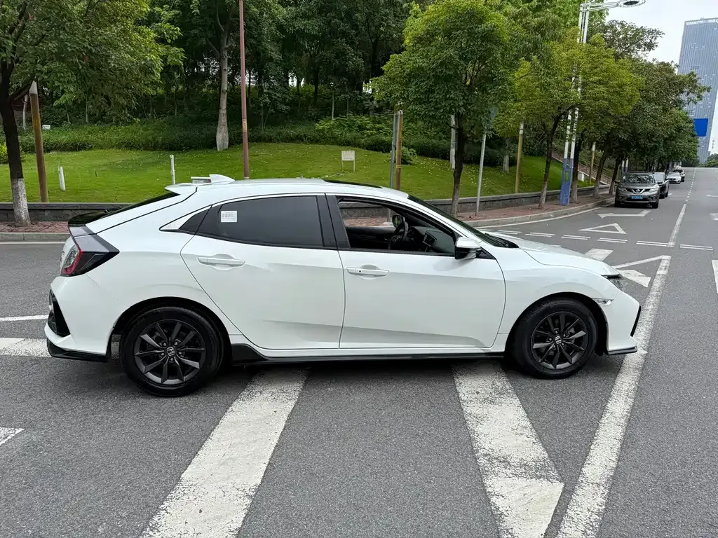 Honda Civic — фото 5