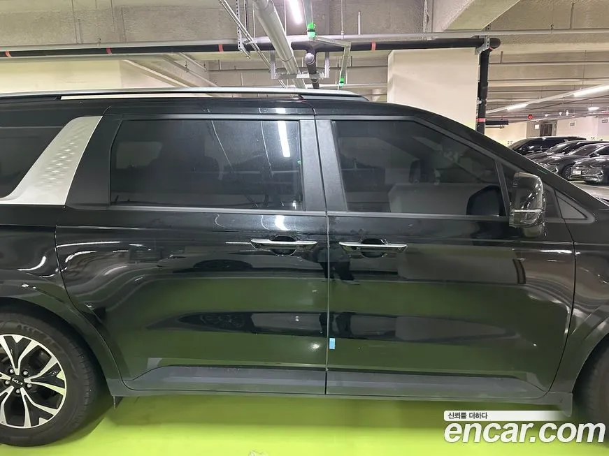 Kia Carnival 2023 из KR, фото 2
