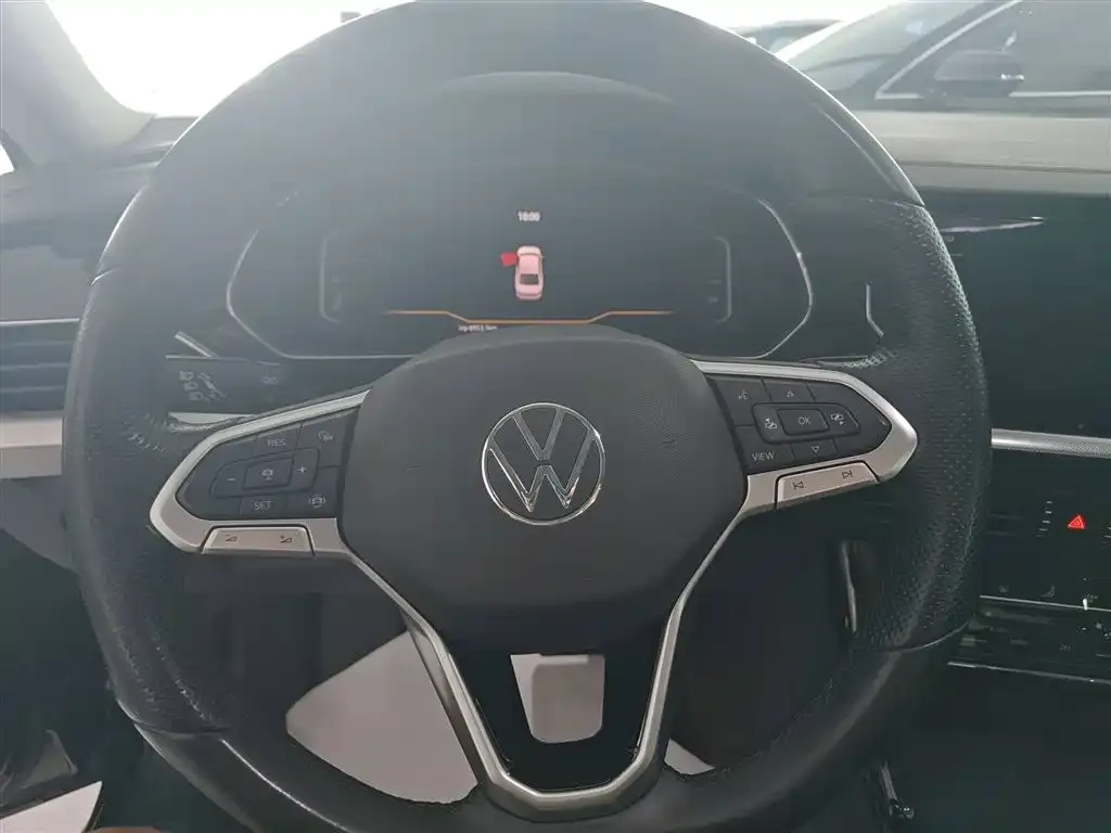 Volkswagen Passat — фото 3