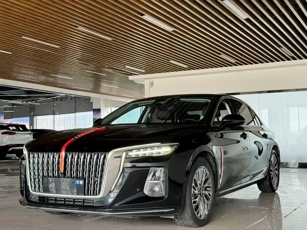Hongqi H5 — фото 1