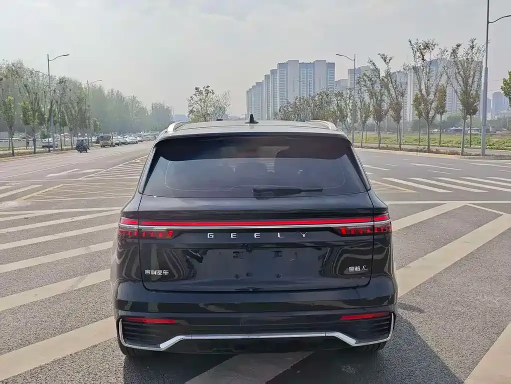 Geely Xingyue L — фото 8