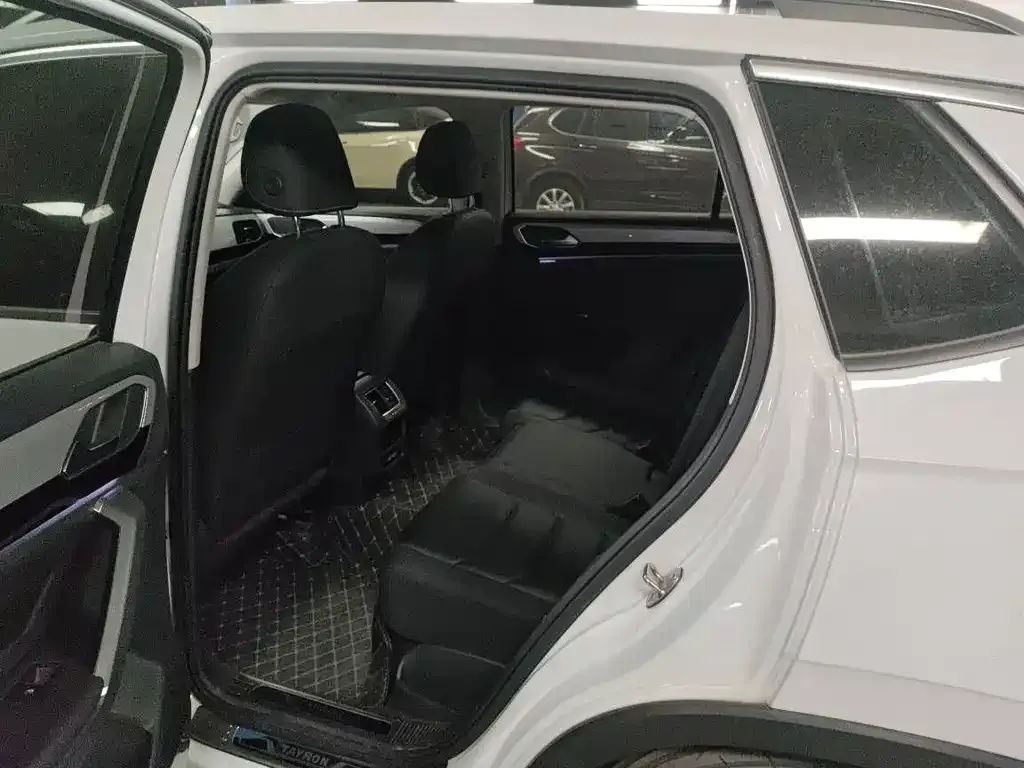 Volkswagen Tayron 2022 из CN, фото 2