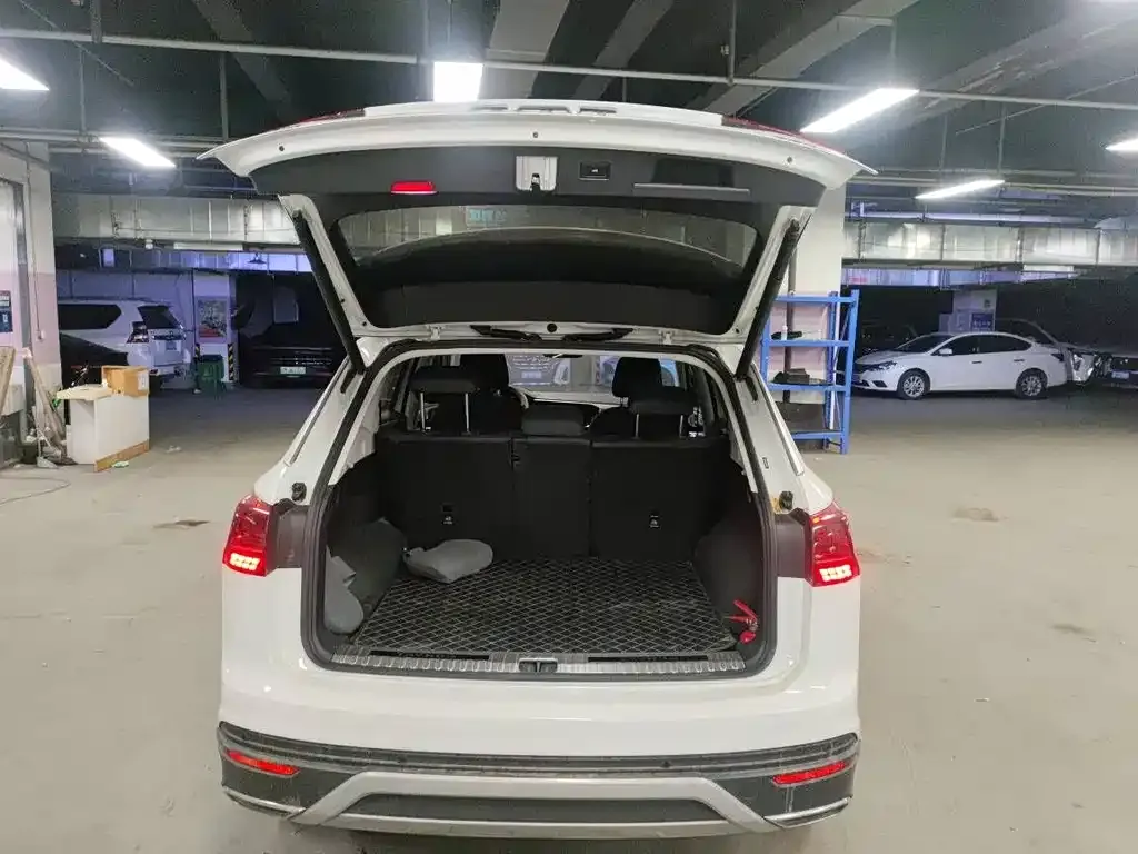 Volkswagen Tayron 2022 из CN, фото 9