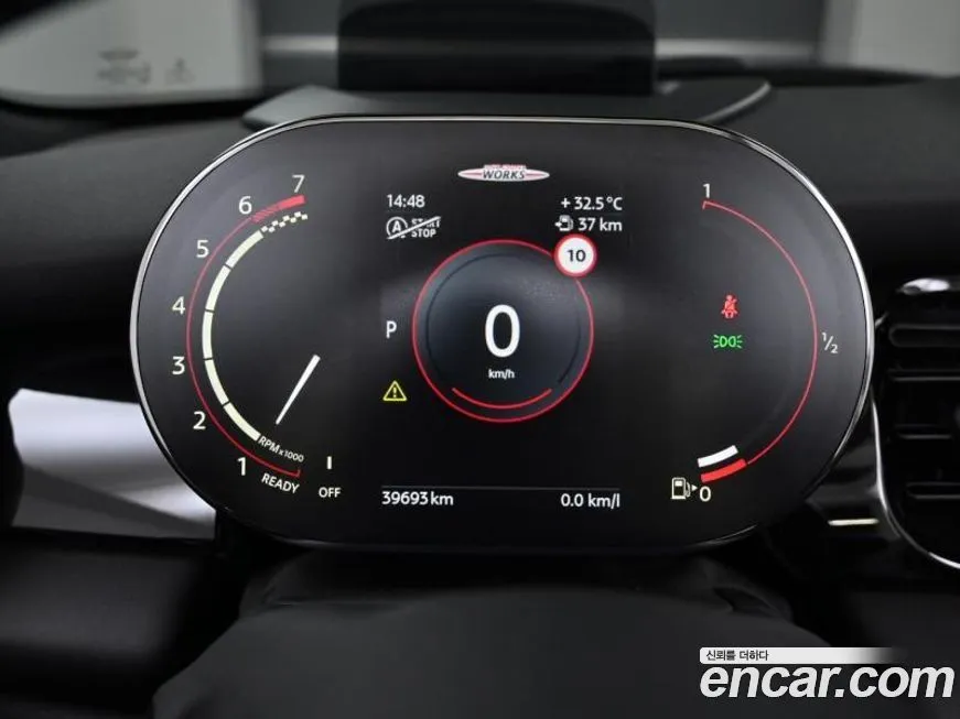 Mini Cooper Convertible 2022 из KR, фото 8