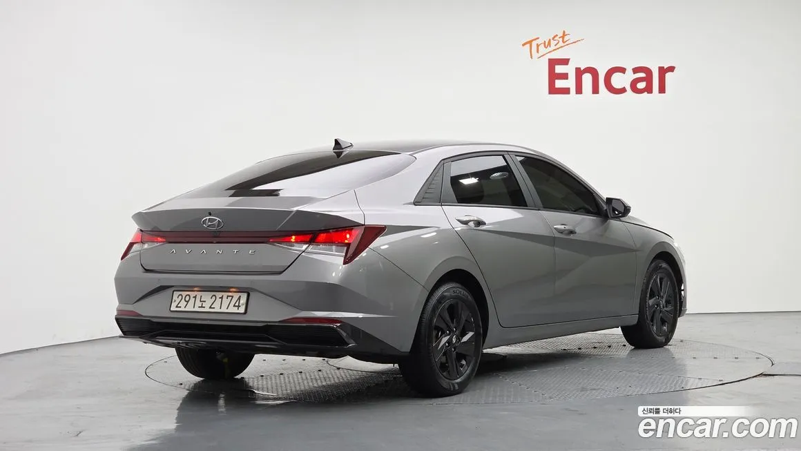 Hyundai AVANTE — фото 2