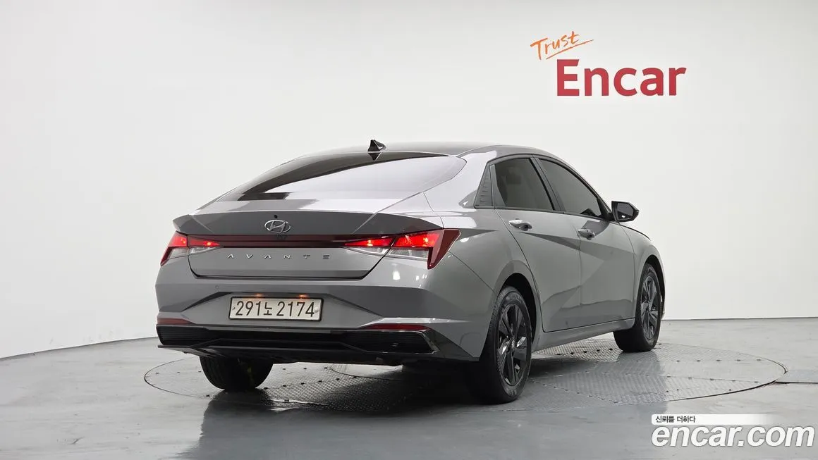 Hyundai AVANTE — фото 4