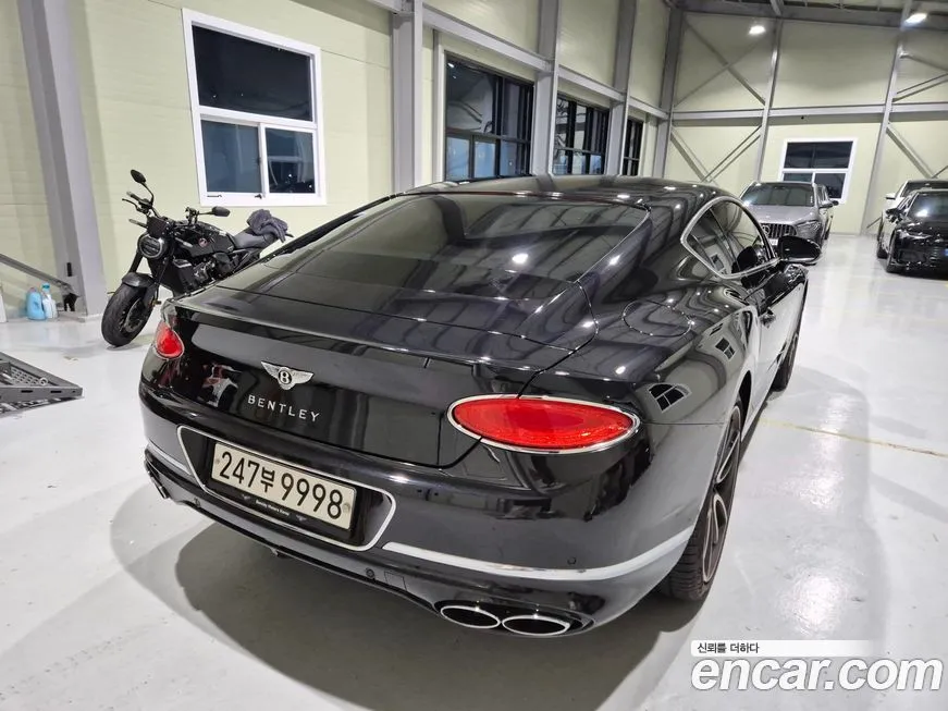 Bentley Continental 2022 из KR, фото 4