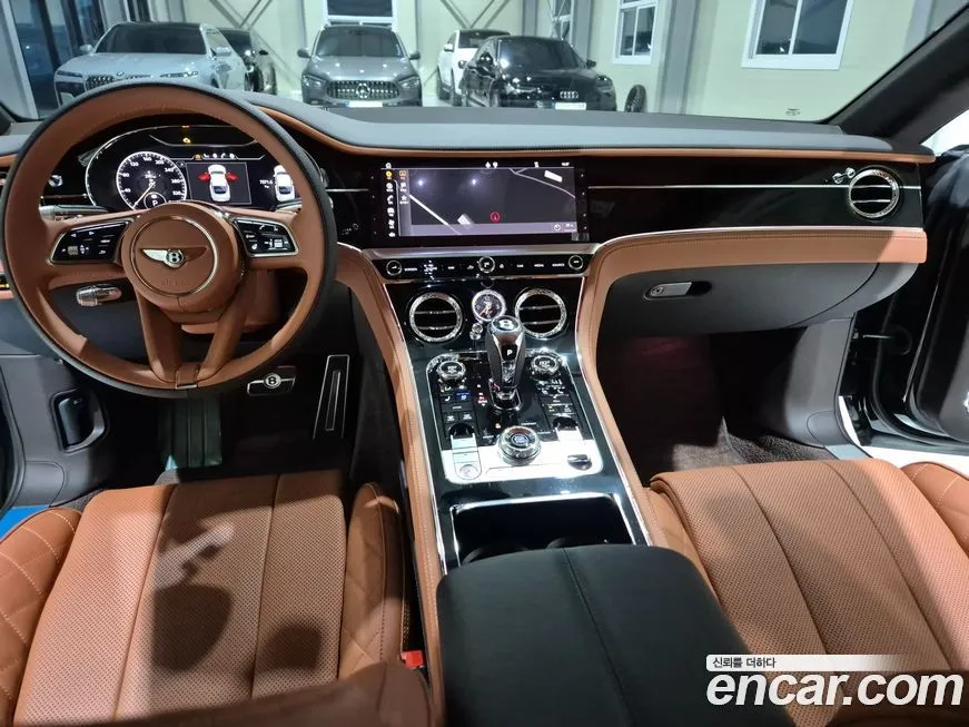 Bentley Continental 2022 из KR, фото 8