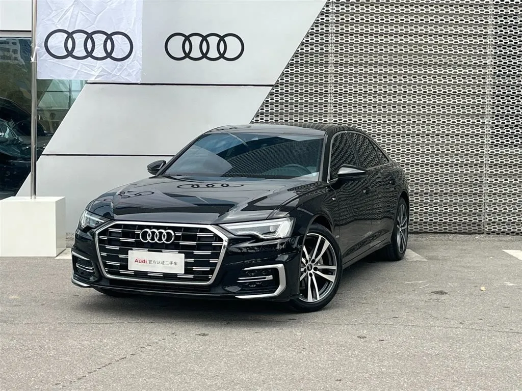 Audi A6L — фото 1