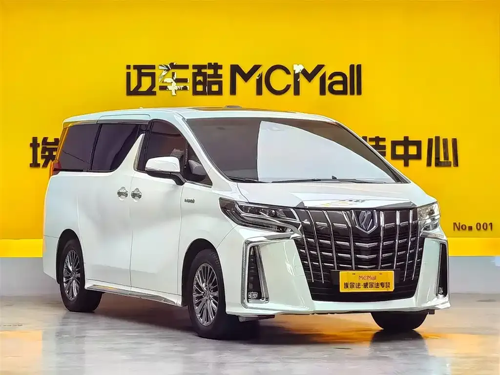 Toyota Alphard — фото 3