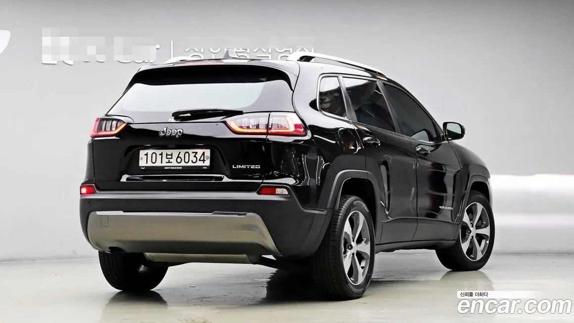 Jeep Cherokee 2021 из KR, фото 2