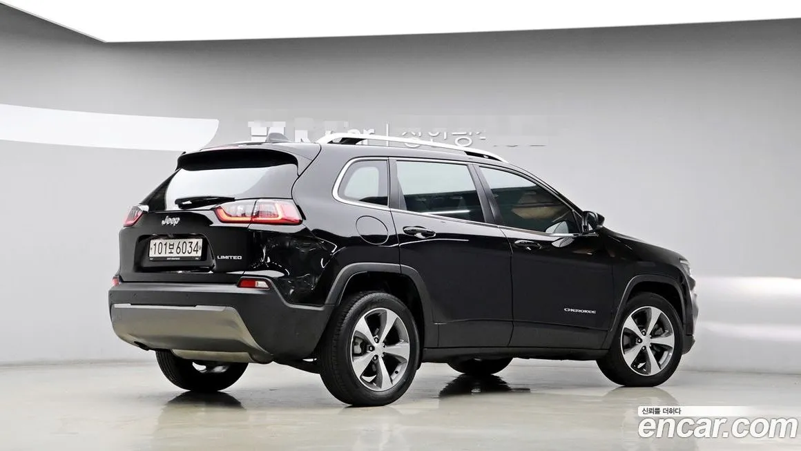 Jeep Cherokee 2021 из KR, фото 4