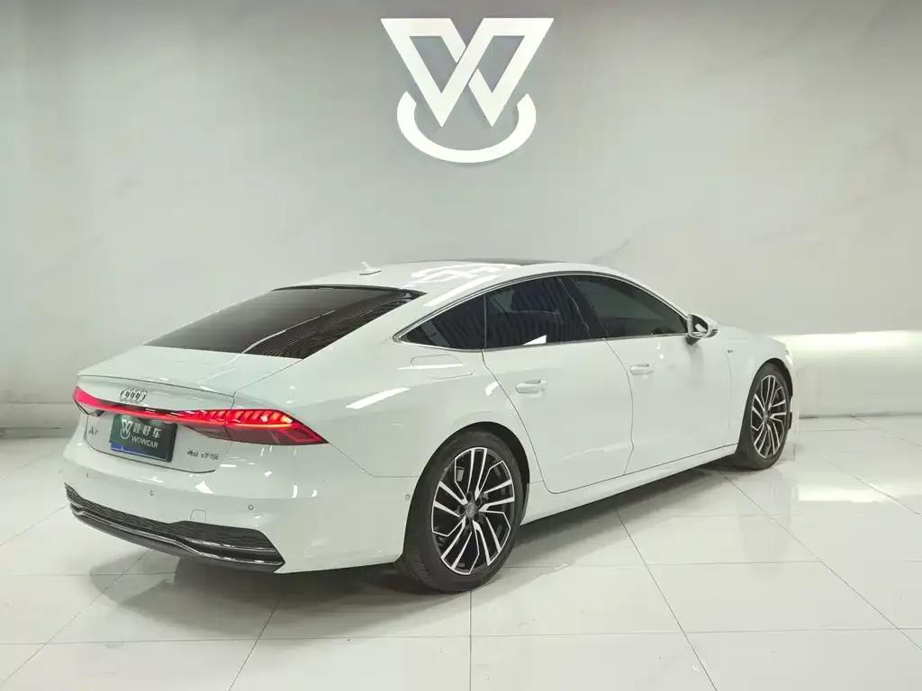 Audi A7 2024 из CN, фото 4