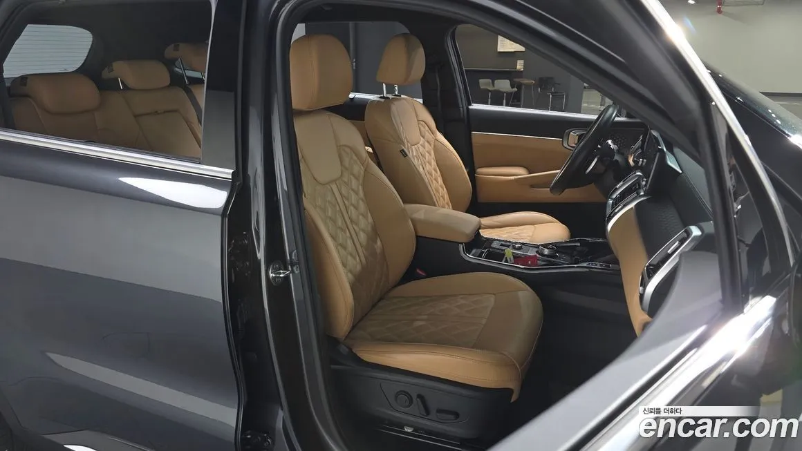 Kia Sorento — фото 10