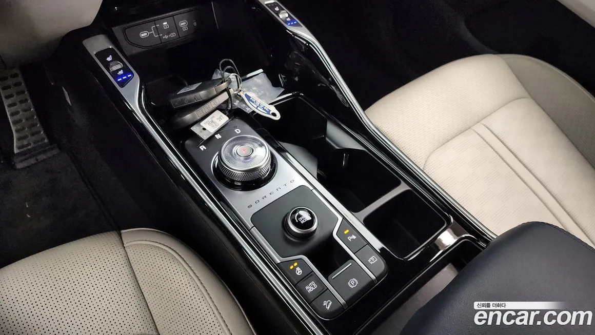 Kia Sorento — фото 9