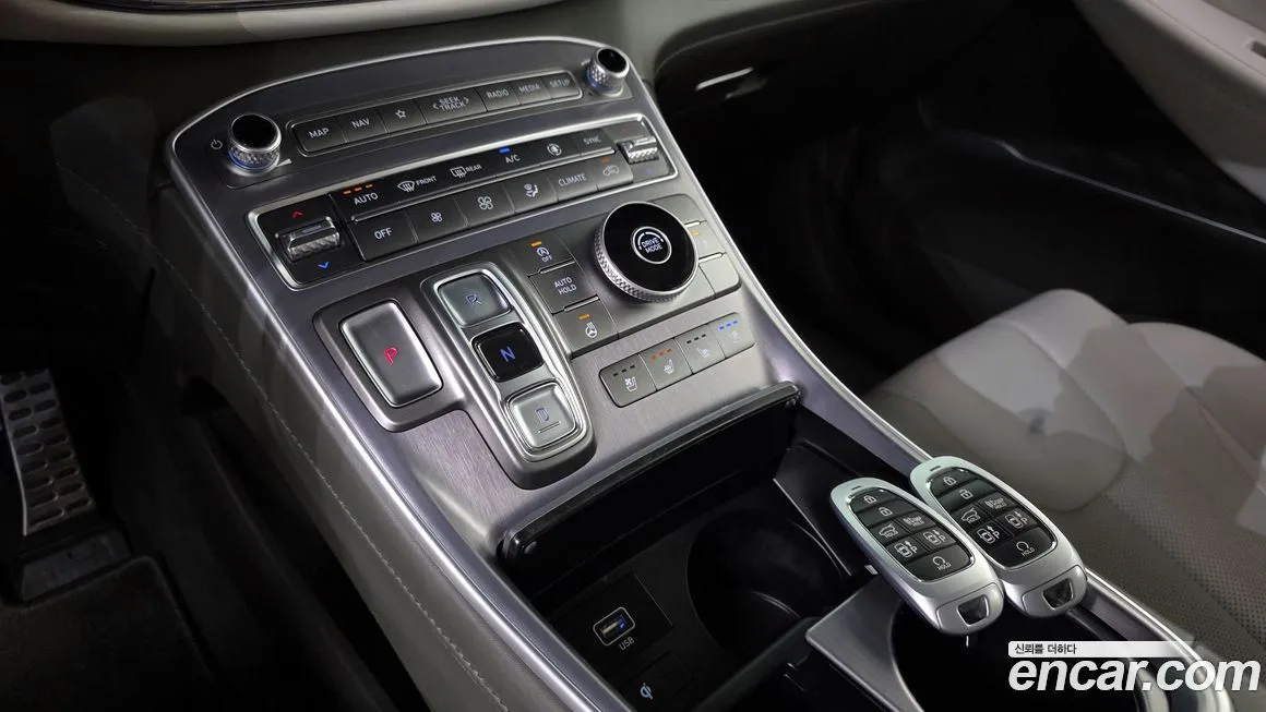 Hyundai Santafe — фото 9