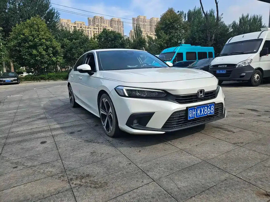 Honda Civic 2022 из CN, фото 2