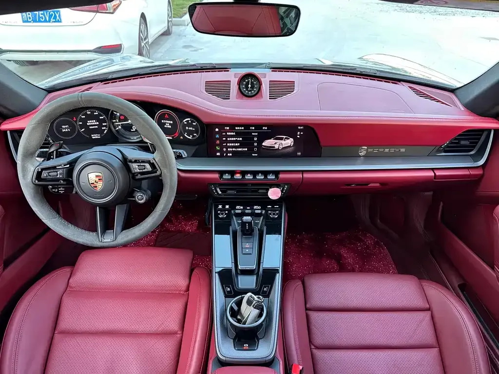 Porsche 911 2023 из CN, фото 9