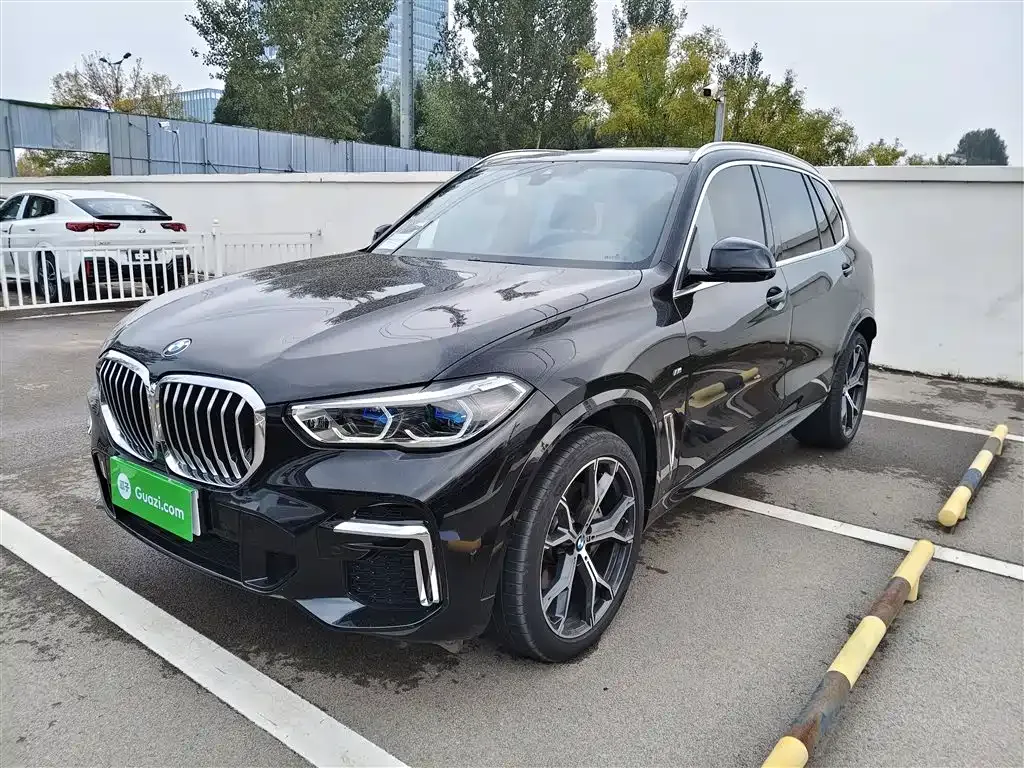 BMW X5 — фото 1