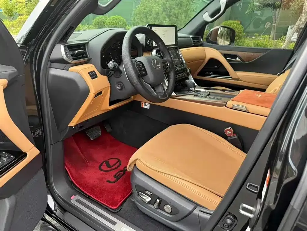 Lexus LX — фото 3