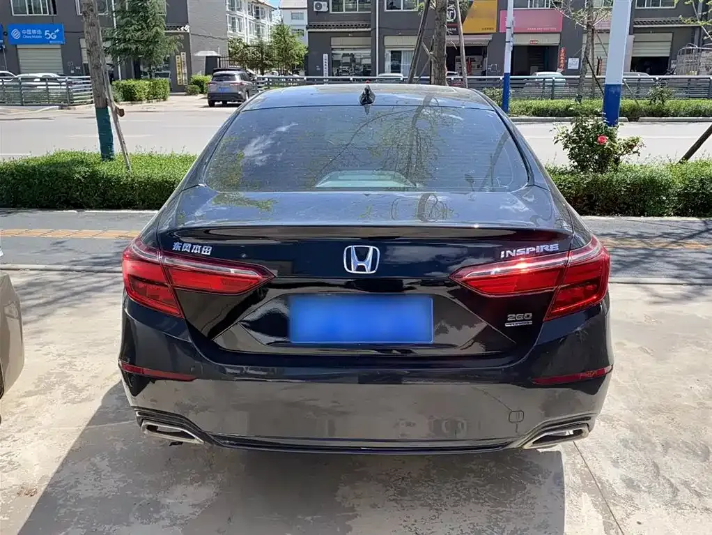 Honda Inspire — фото 6