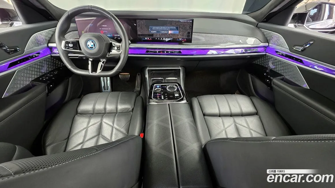 BMW i7 — фото 7