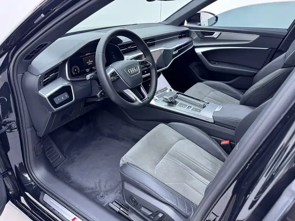 Audi A6L 2022 из CN, фото 4