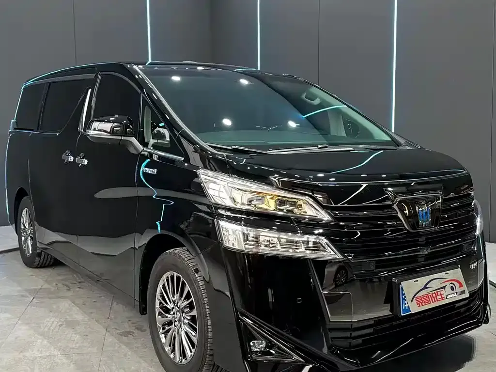 Toyota Vellfire 2023 из CN, фото 3