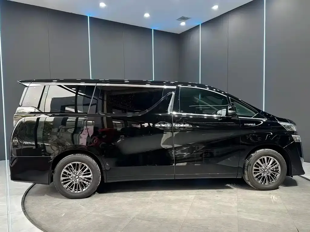 Toyota Vellfire 2023 из CN, фото 4