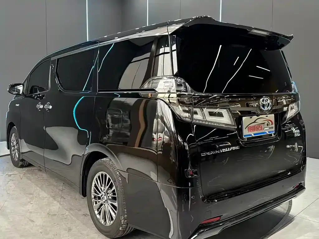 Toyota Vellfire 2023 из CN, фото 8