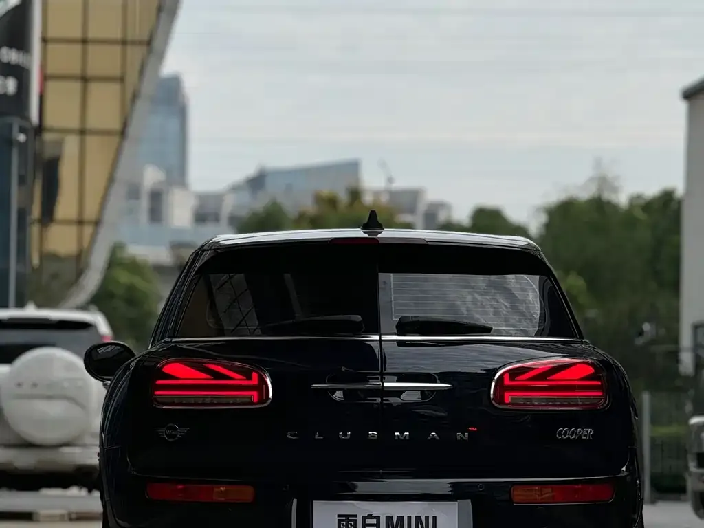 [object Object] Mini Clubman 2022 из CN, фото 4