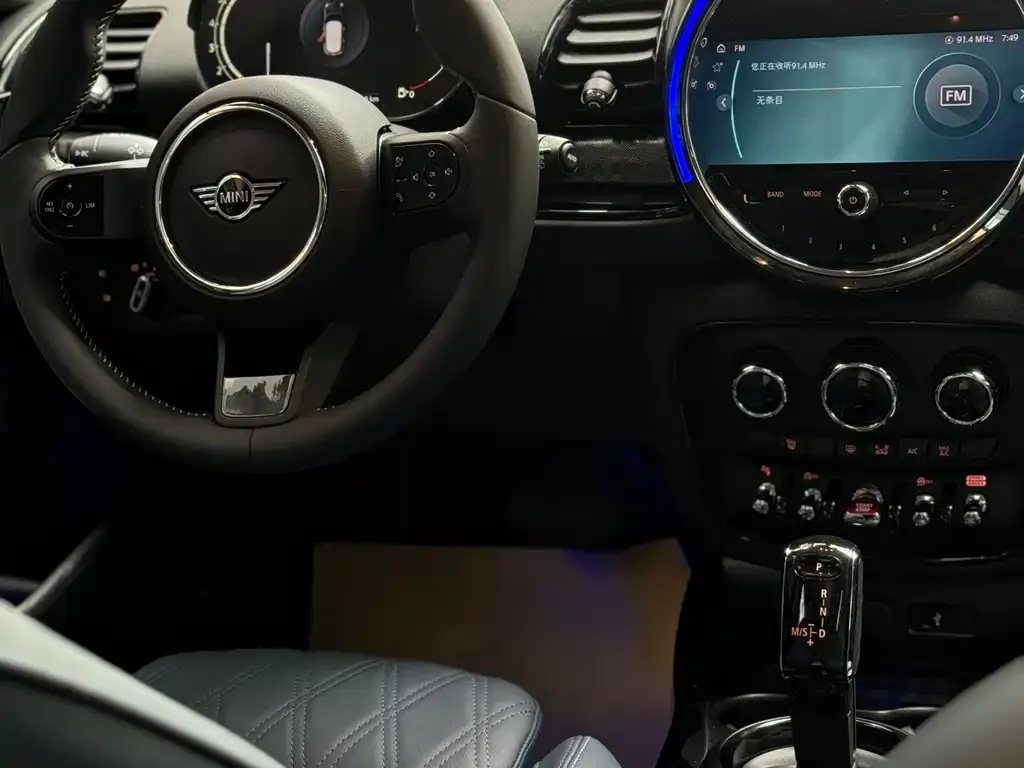 [object Object] Mini Clubman 2022 из CN, фото 6