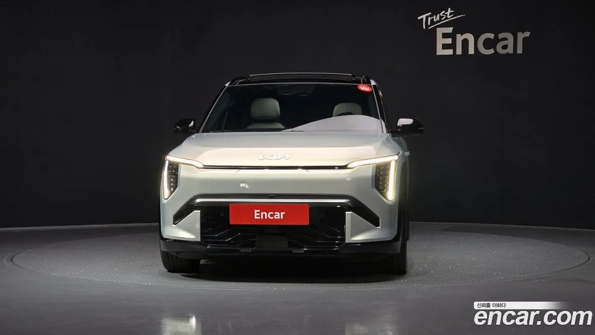 [object Object] EV3 2025 из KR, фото 3