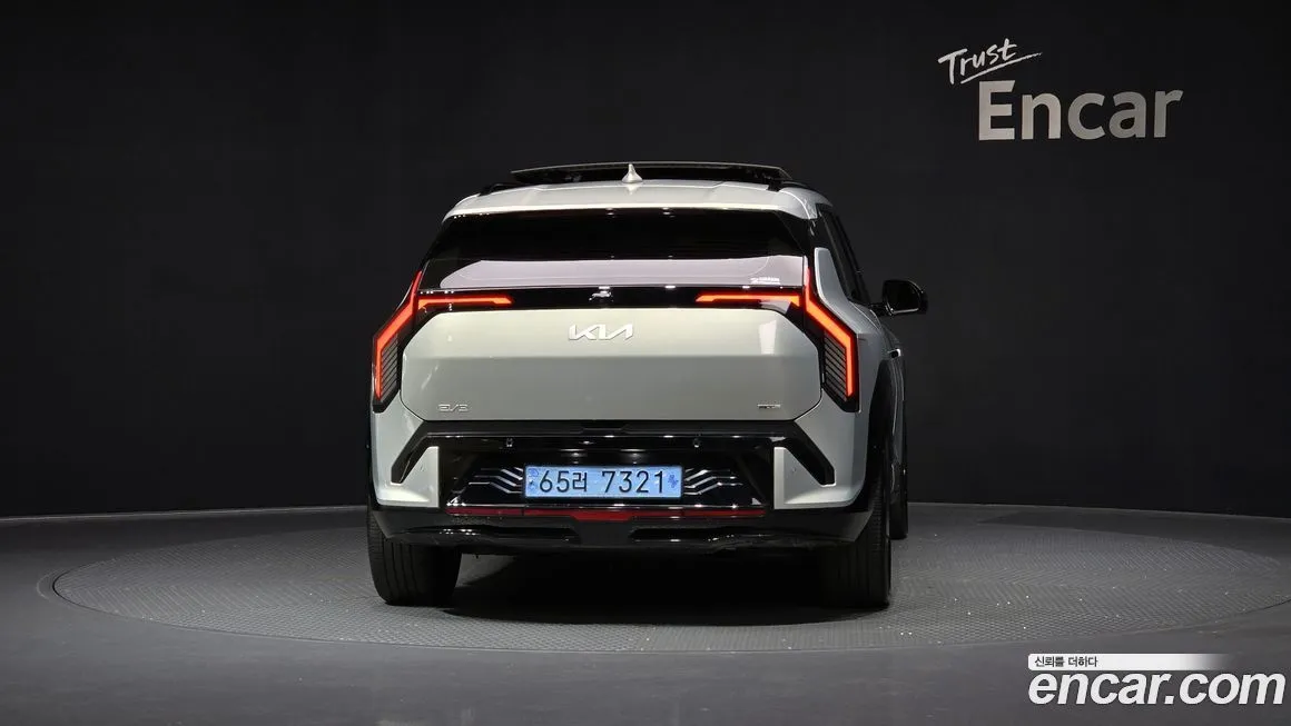 [object Object] EV3 2025 из KR, фото 4