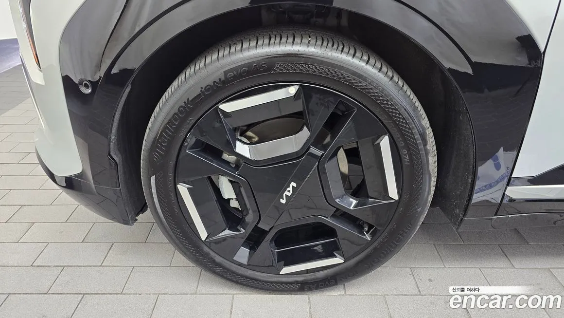 [object Object] EV3 2025 из KR, фото 5