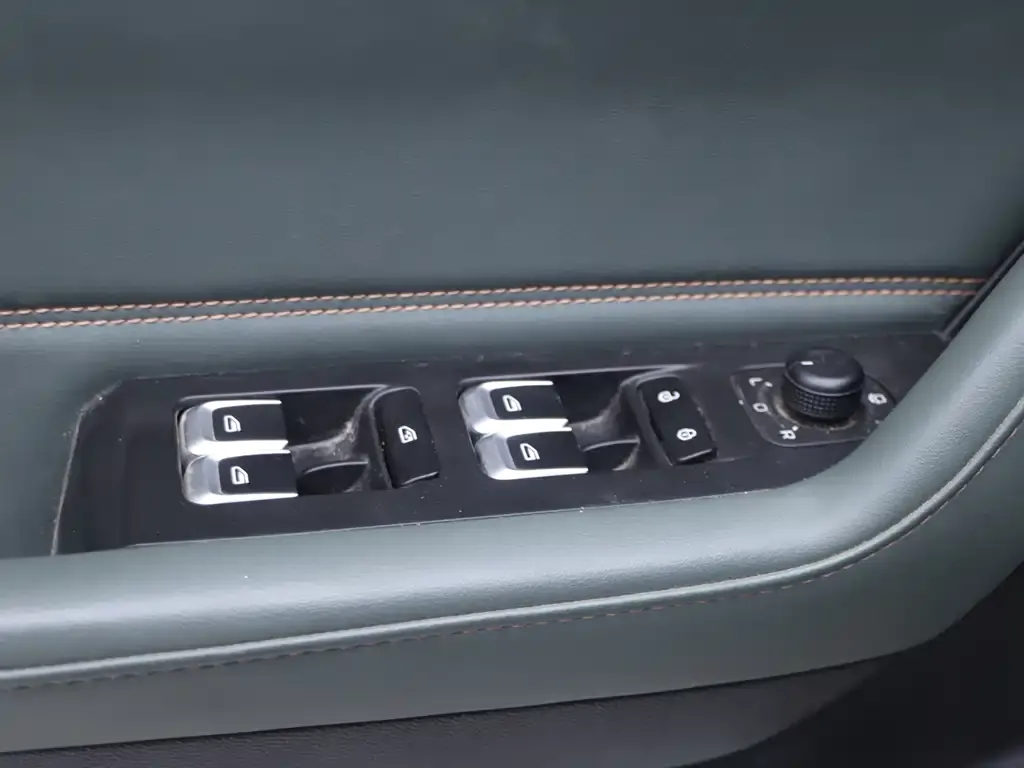 Geely Haoyue L 2024 из CN, фото 5