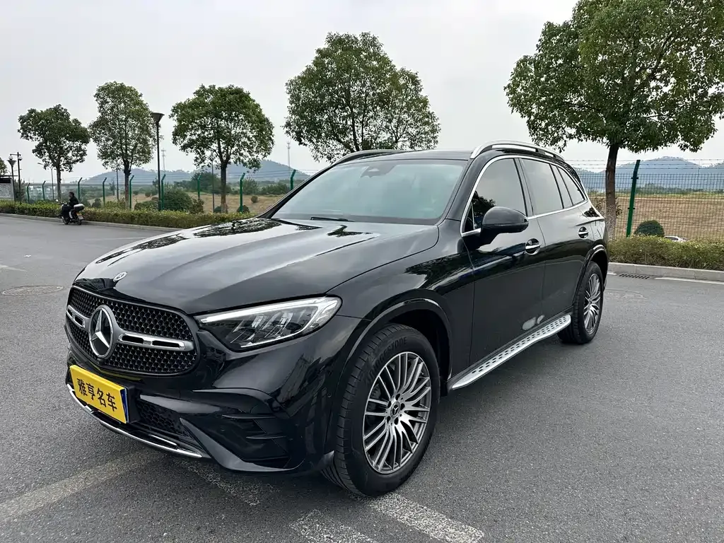 Mercedes-Benz GLC — фото 1